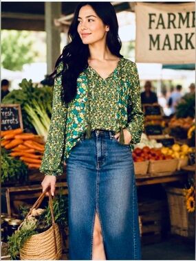 NWT FREE PEOPLE Cloudless Distressed Raw Hem Midi Denim Jean Skirt XXS